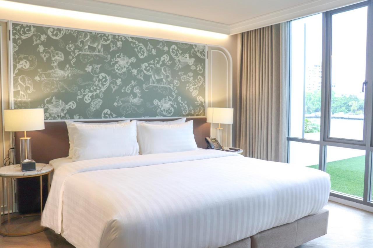 Quarter River View Room King Bed